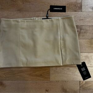LAMARQUE mini skirt NEW** size small